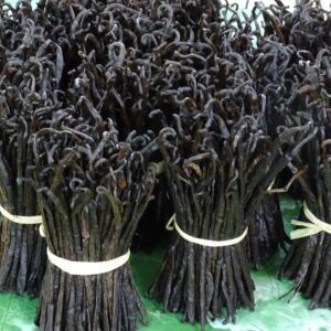 Red EU Extraction Vanilla Beans