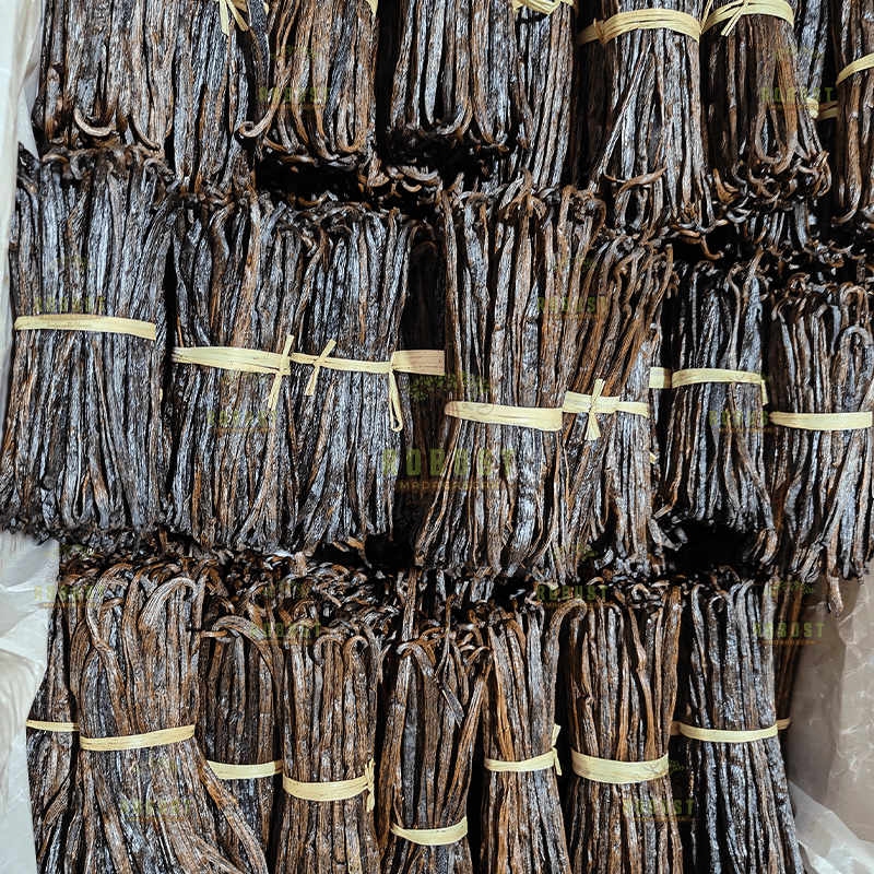 Red US Extraction Vanilla Beans - Image 4